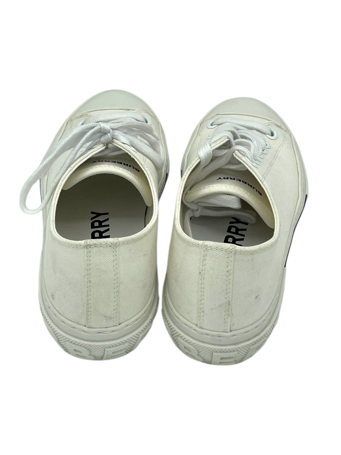 Burberry White Canvas Cap Toe Sneakers 8 M / 9.5 W