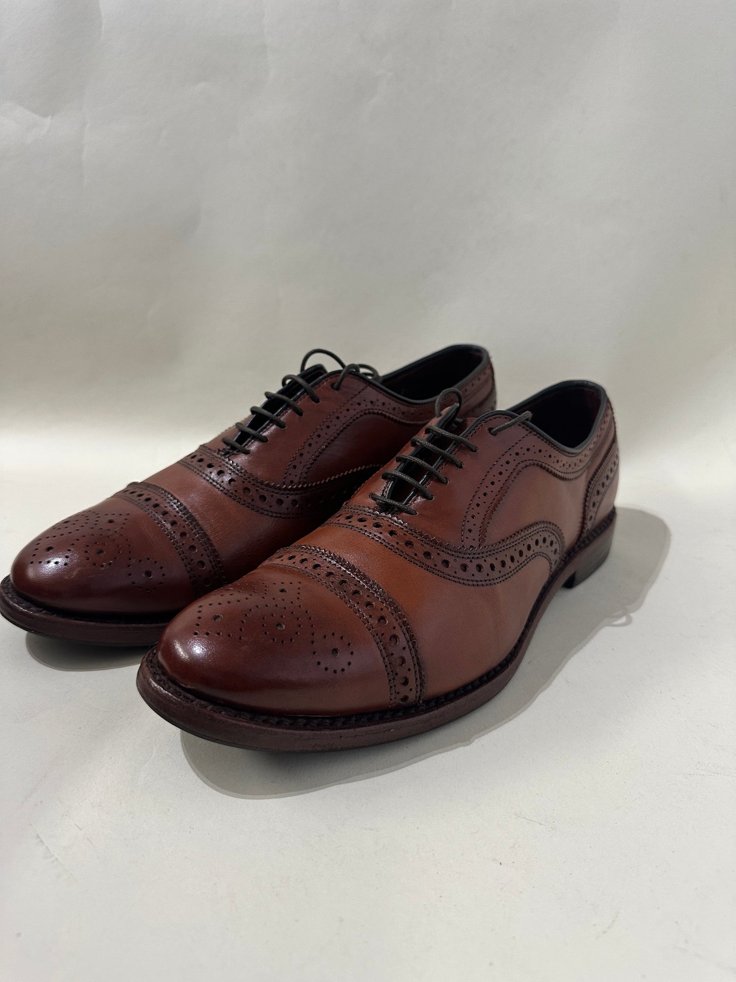 Allen Edmonds Cognac Brown Leather Strand Cap Toe Oxford Dress Shoes 9.5 M / 11 W