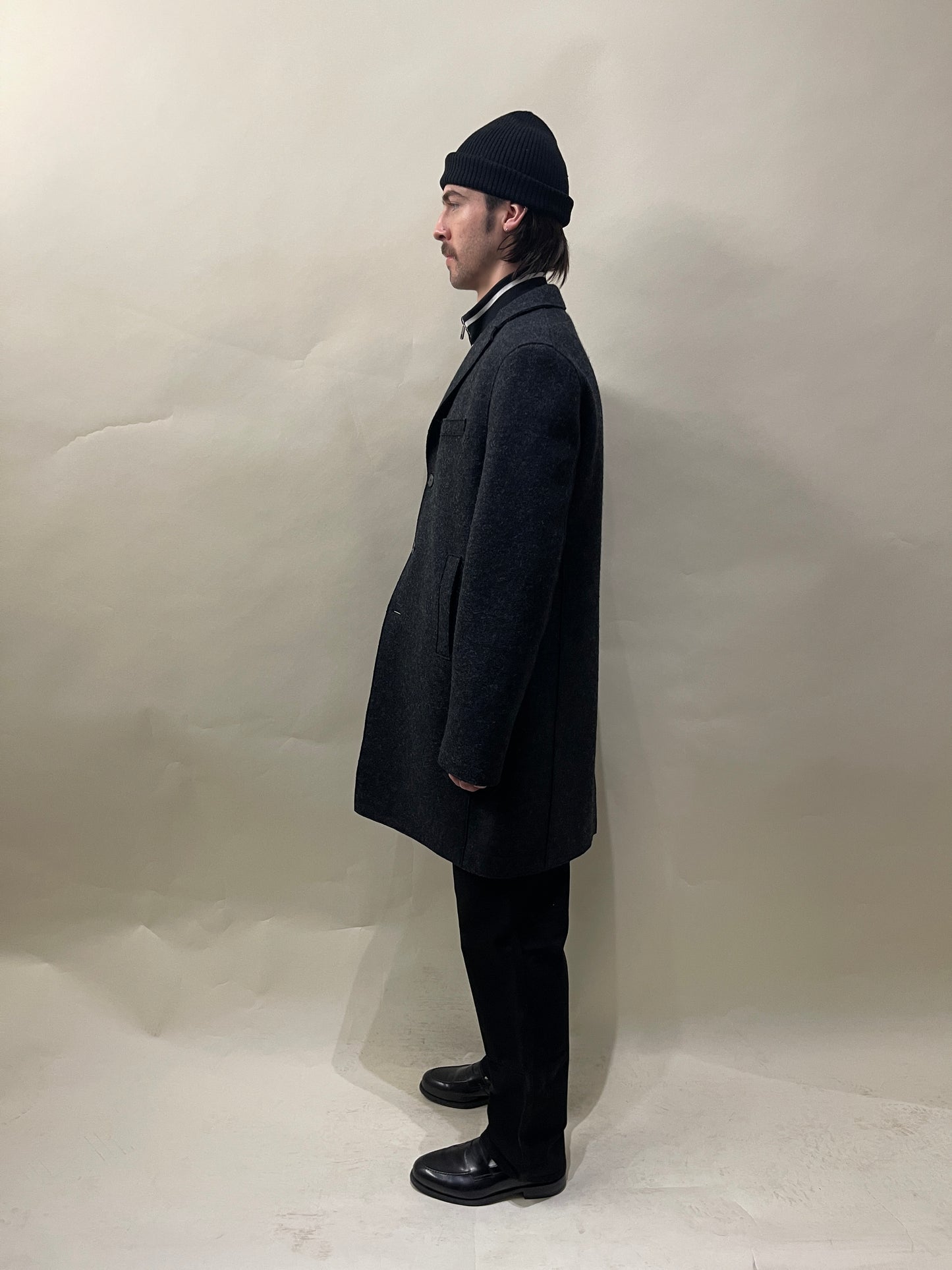 Harris Wharf London Charcoal Grey Virgin Wool Overcoat 42