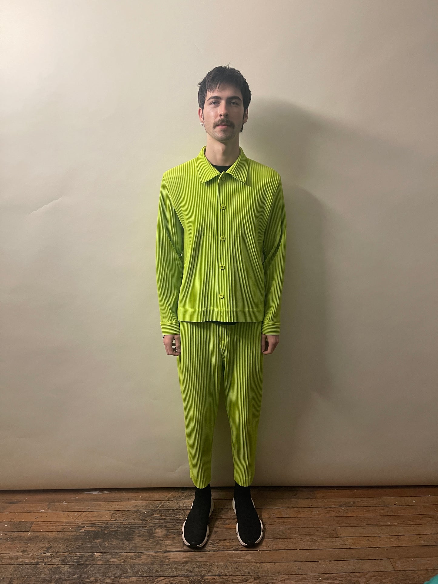 Homme Plissé Issey Miyake Lime Green Pleated Collared Jacket Large - L