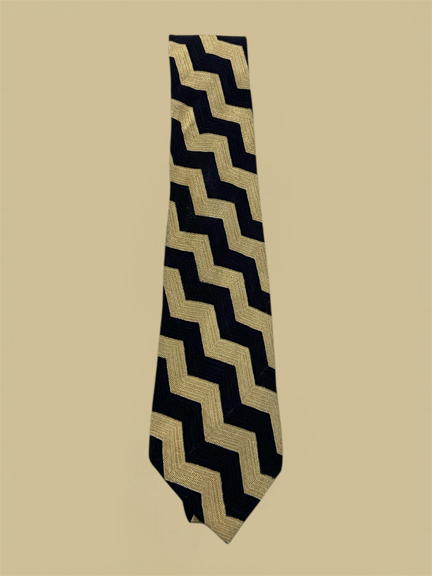 Giorgio Armani Navy & Beige Jagged Stripe Silk Tie