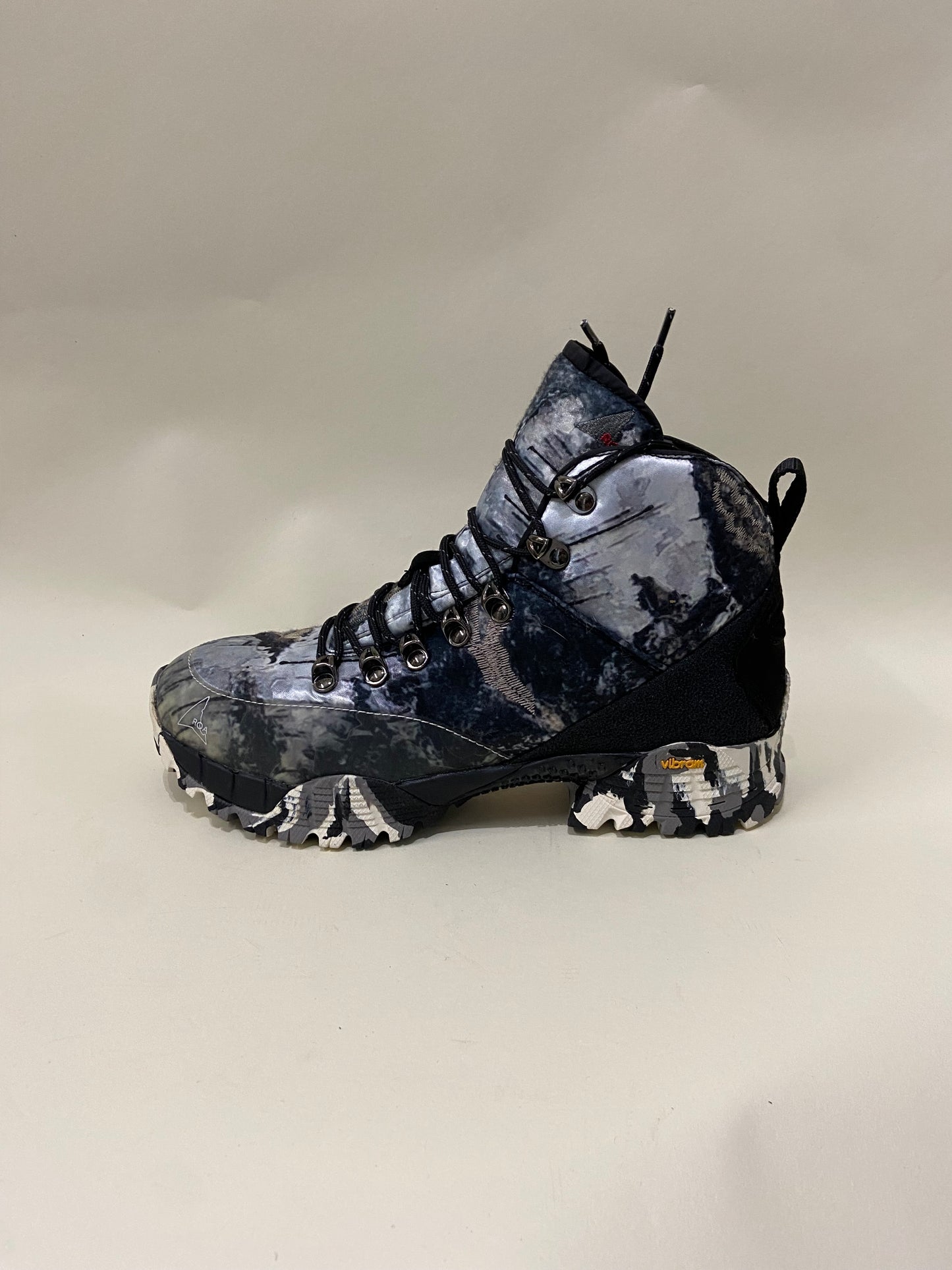 ROA Multicolour Camo Andreas Hiking Boots 7 M / 8.5 W