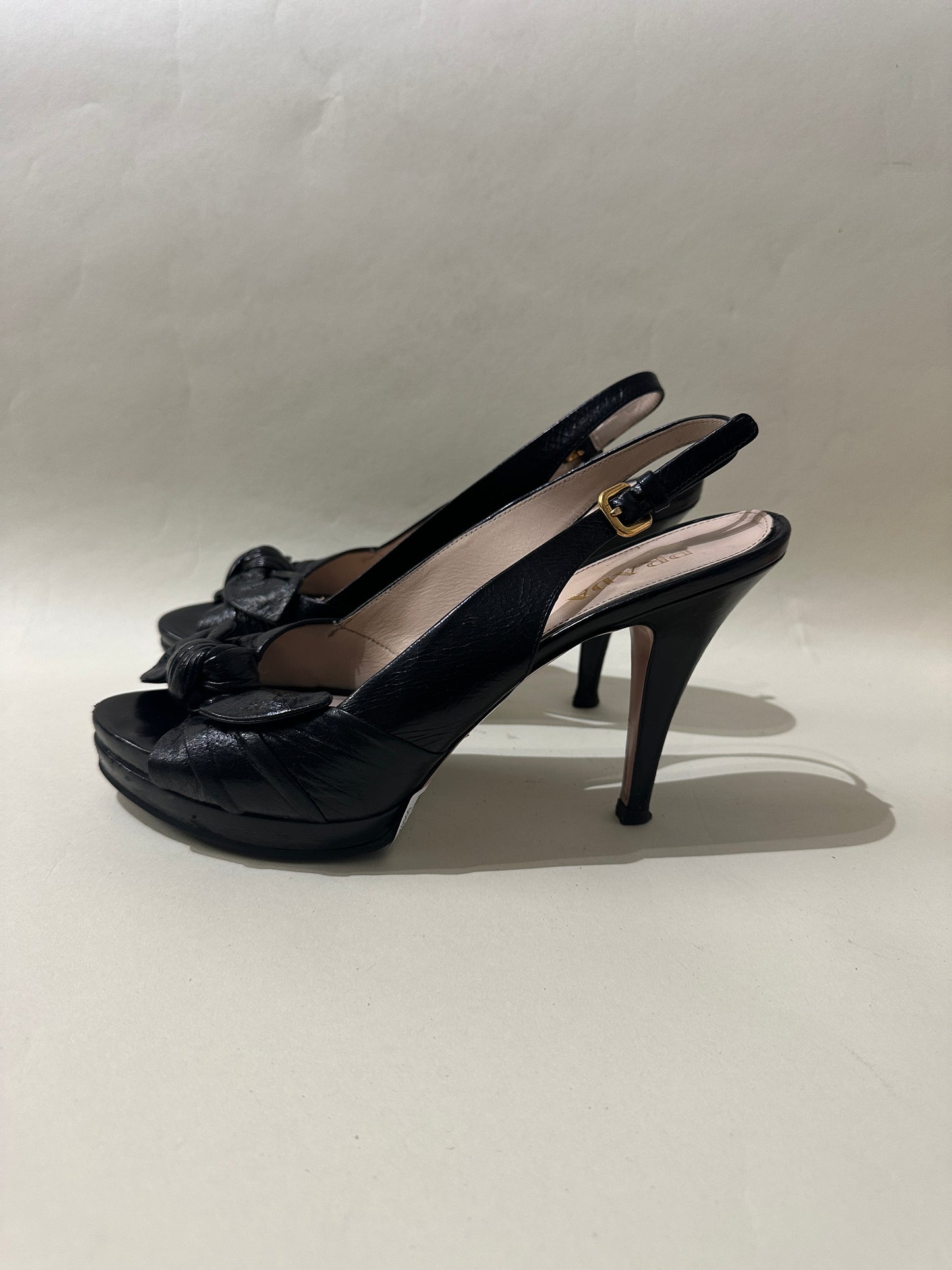 Prada Black Leather Bow Front Slingback Heels 7 M / 8.5 W