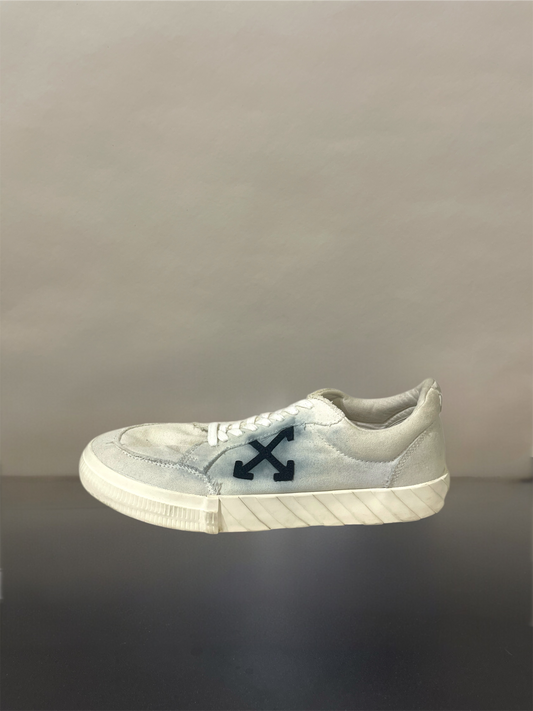 Off-White White Canvas Vulc Low Sneakers 10 M / 11.5 W