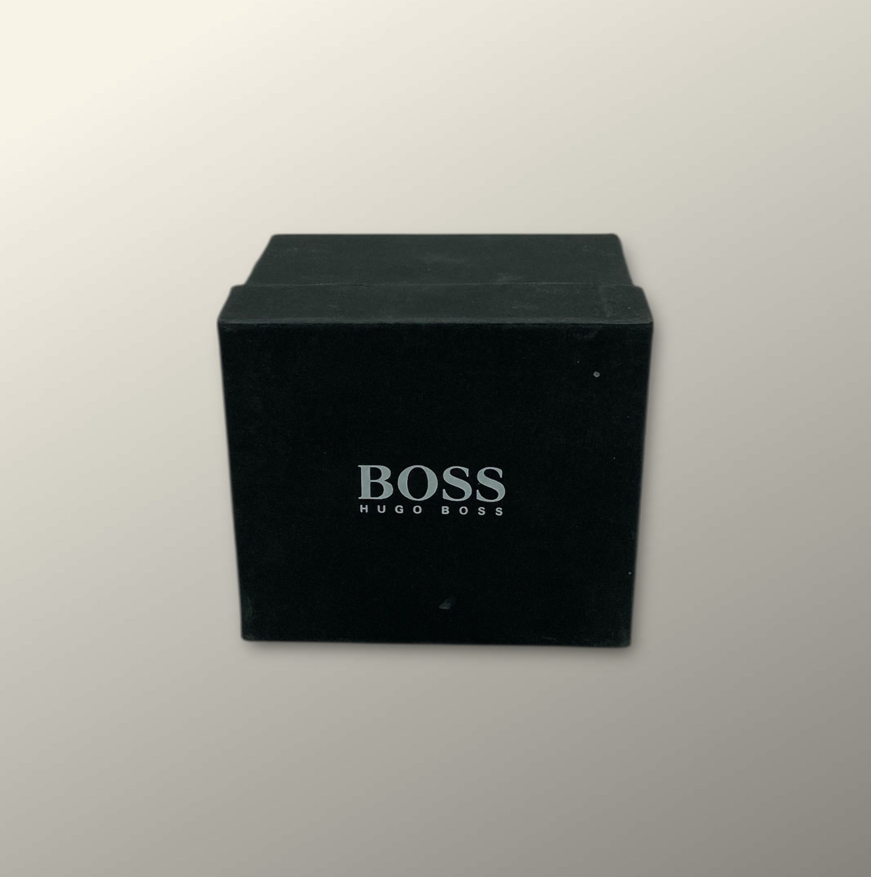 Boss Box Type Boss Watch Box – Genuine Design
