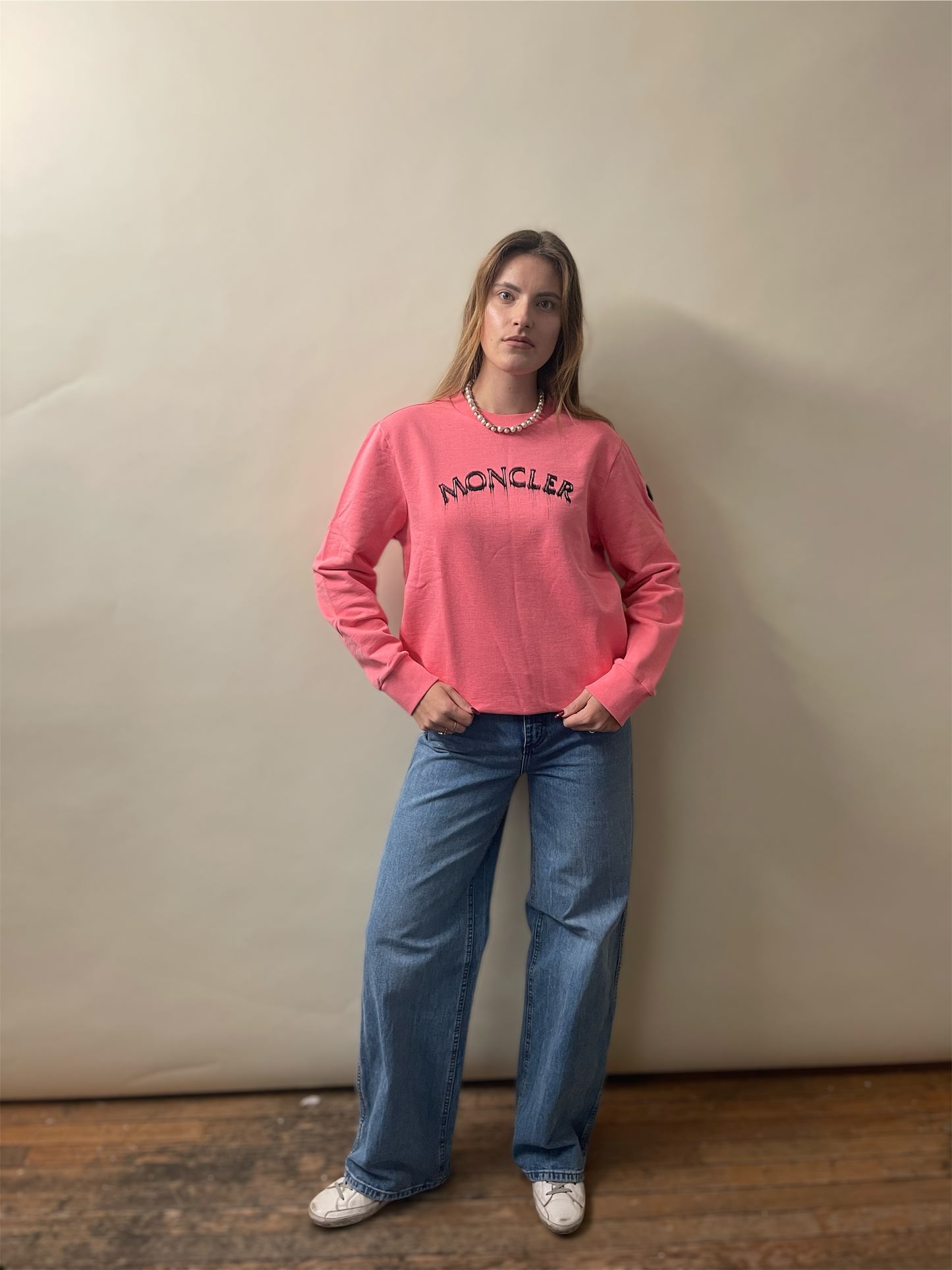 Moncler Bright Pink Fading Chest Logo Crewneck Sweater Medium - M