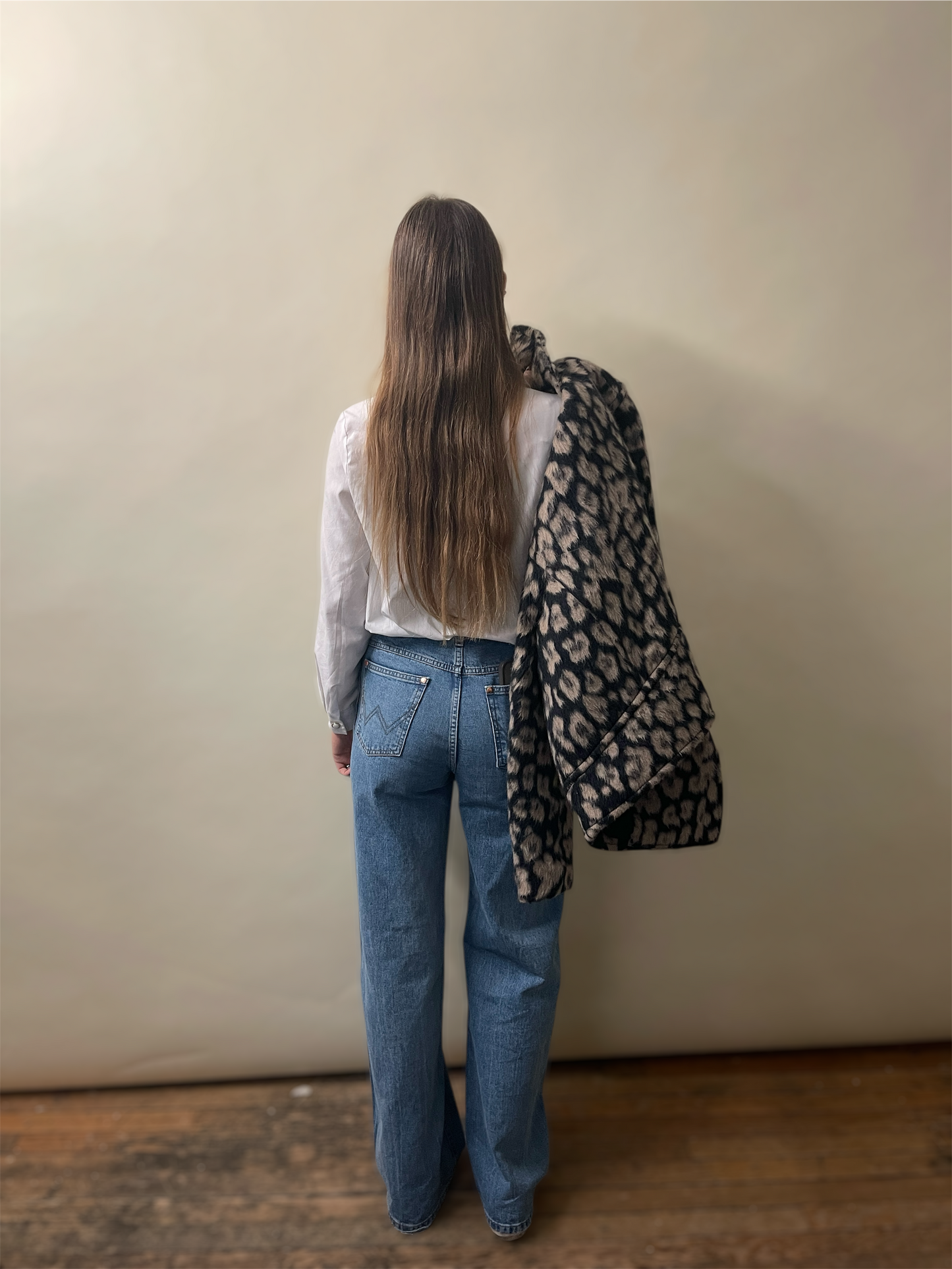 Wrangler x STAUD Light Wash Loose Flared Jeans 26