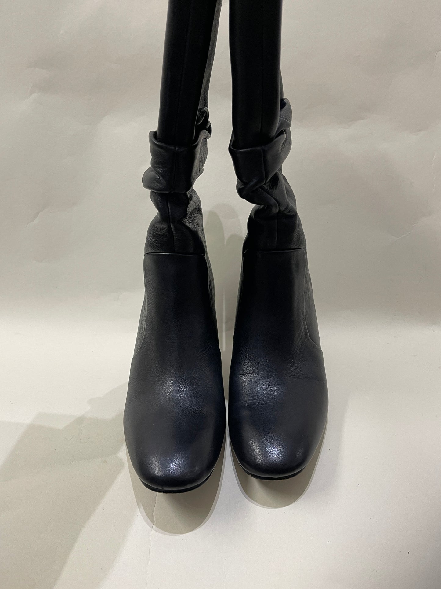 Johnston & Murphy Black Leather Stacked Calf Boots 5.5 M / 7 W