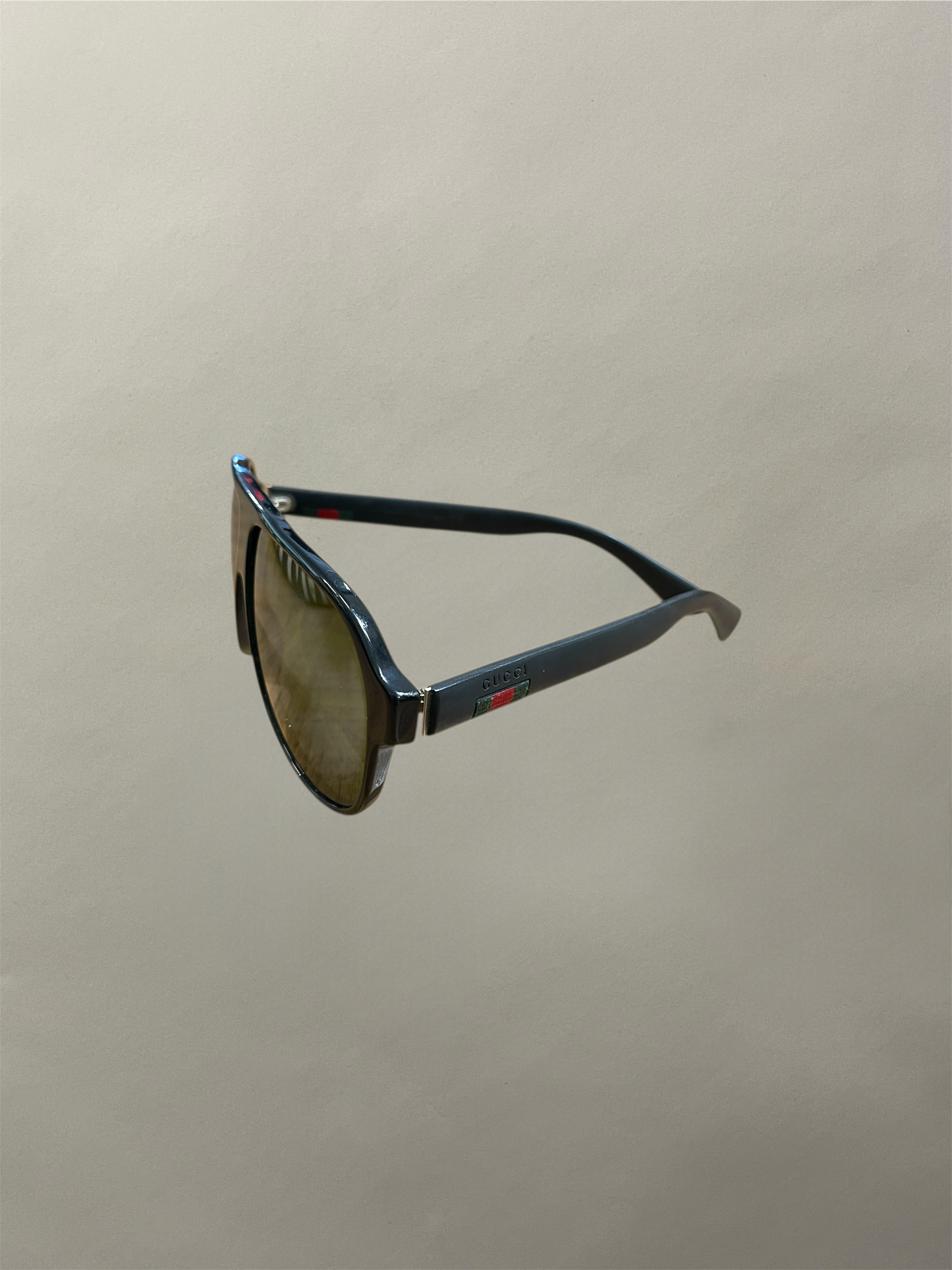 Gucci Black Acetate Rounded Aviator Style Sunglasses