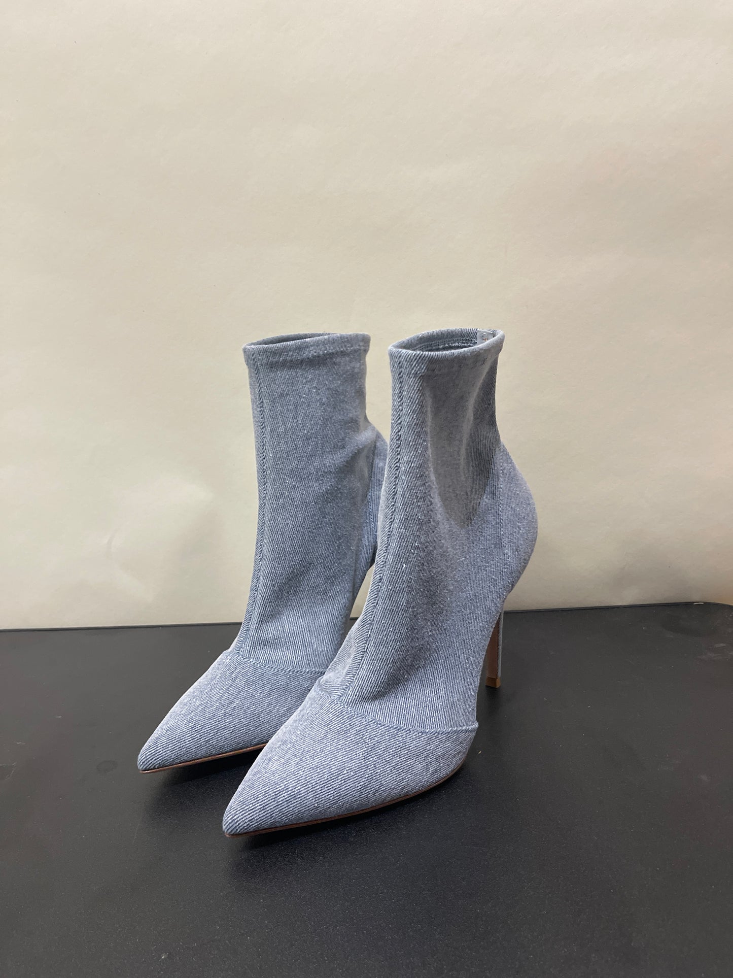 Gianvito Rossi Light Wash Denim Heeled Boots 7.5 M / 9 W