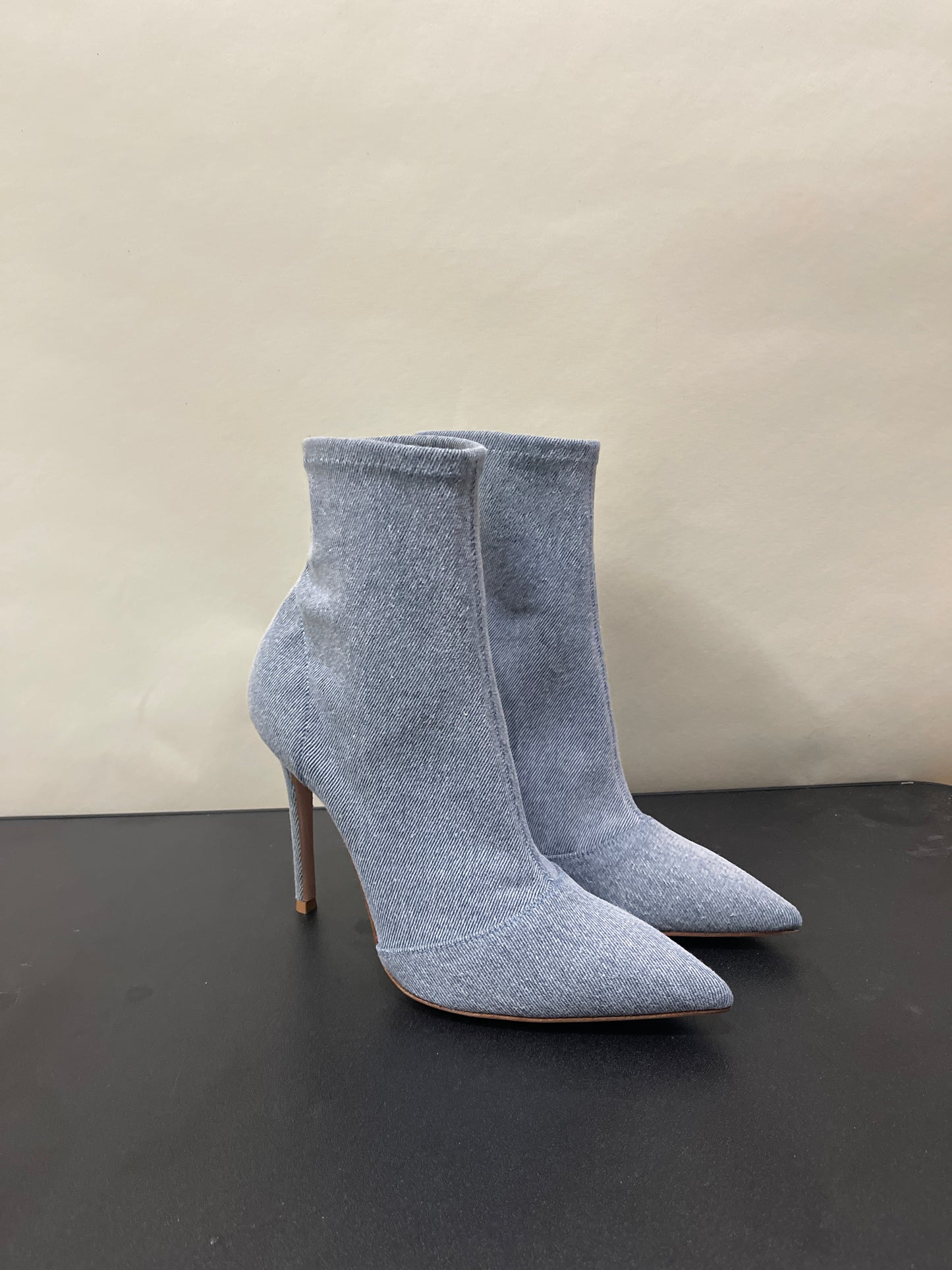 Gianvito Rossi Light Wash Denim Heeled Boots 7.5 M / 9 W