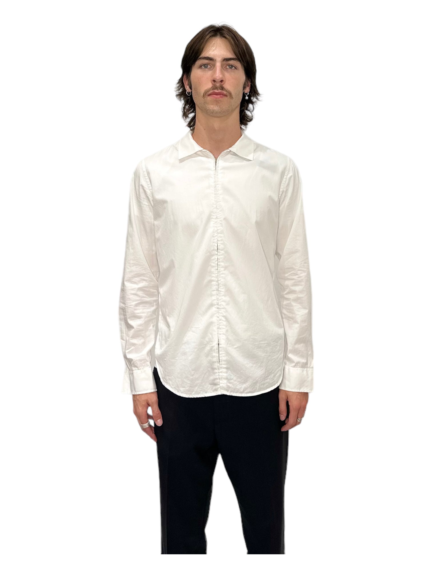 Norse Projects White Osvald Compact Poplin Zip Shirt - Genuine Design Luxury Consignment for Men. New & Pre-Owned Clothing, Shoes, & Accessories. Calgary, Canada
