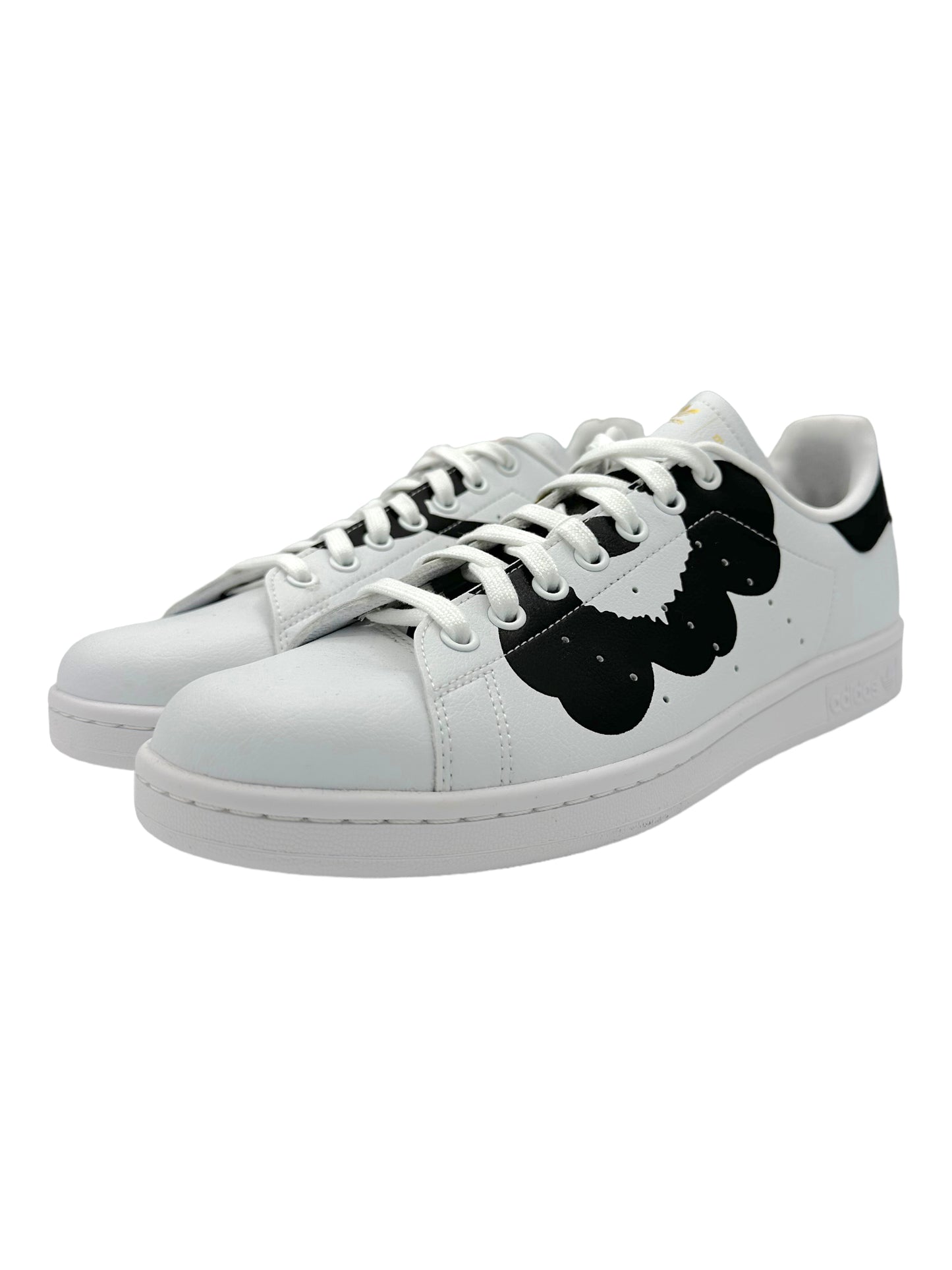 Adidas White Stan Smith Marimekko Unikko Sneakers - Genuine Design Luxury Consignment for Men. New & Pre-Owned Clothing, Shoes, & Accessories. Calgary, Canada