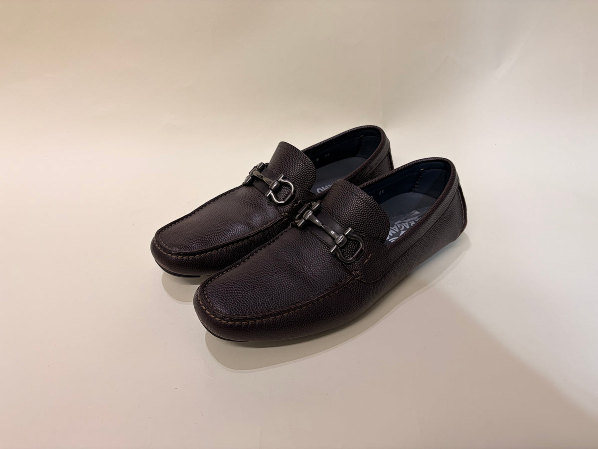 Salvatore Ferragamo Dark Brown Pebble Grain Gancini Driving Loafers 8 M / 9.5 W