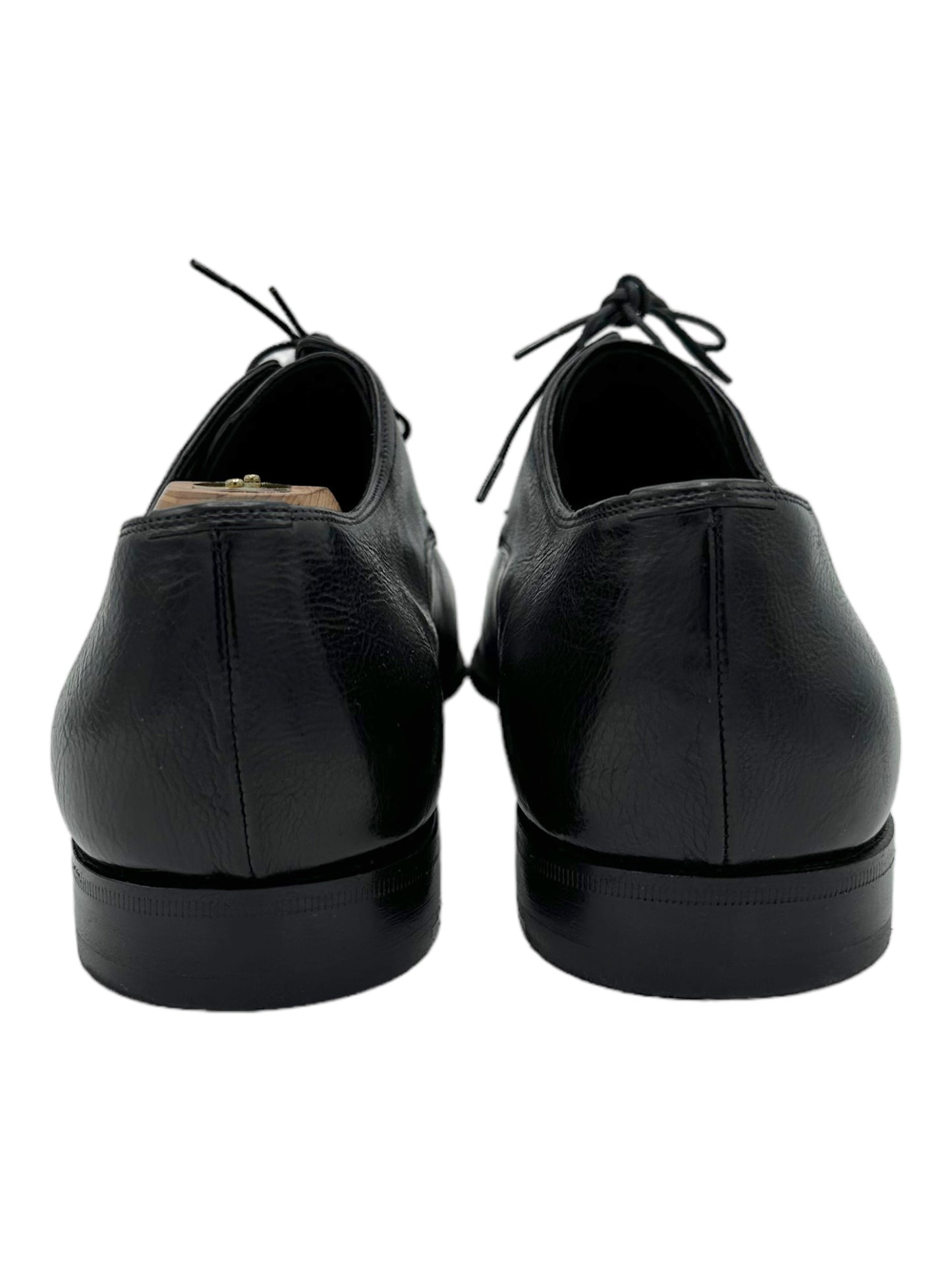 Prada Black Grained Leather Slim Derby Dress Shoes - Genuine Design Luxury Consignment. New & Pre-Owned Clothing, Shoes, & Accessories. Calgary, Canada