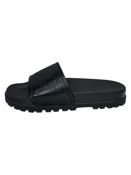 Gucci Black GG Demetra Slide 9 US - Genuine Design Luxury Consignment for Men. New & Pre-Owned Clothing, Shoes, & Accessories. Calgary, Canada
