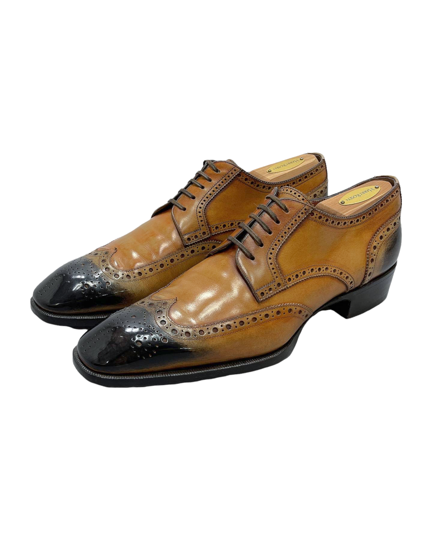 Tom Ford Light Brown Leather Oxford Dress Shoe 8.5 D US — Genuine Design luxury consignment Calgary, Canada New & pre-owned clothing, shoes, accessories.