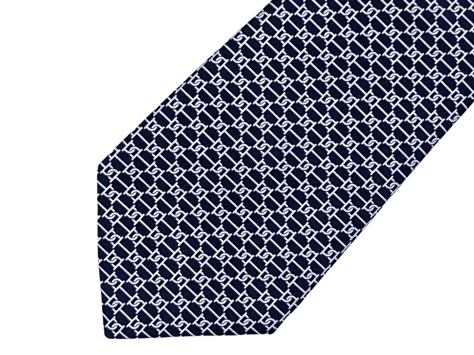Hermès Blue Chain Link Silk Tie — Genuine Design Luxury Consignment for Men. New & Pre-Owned Clothing, Shoes, & Accessories. Calgary, Canada
