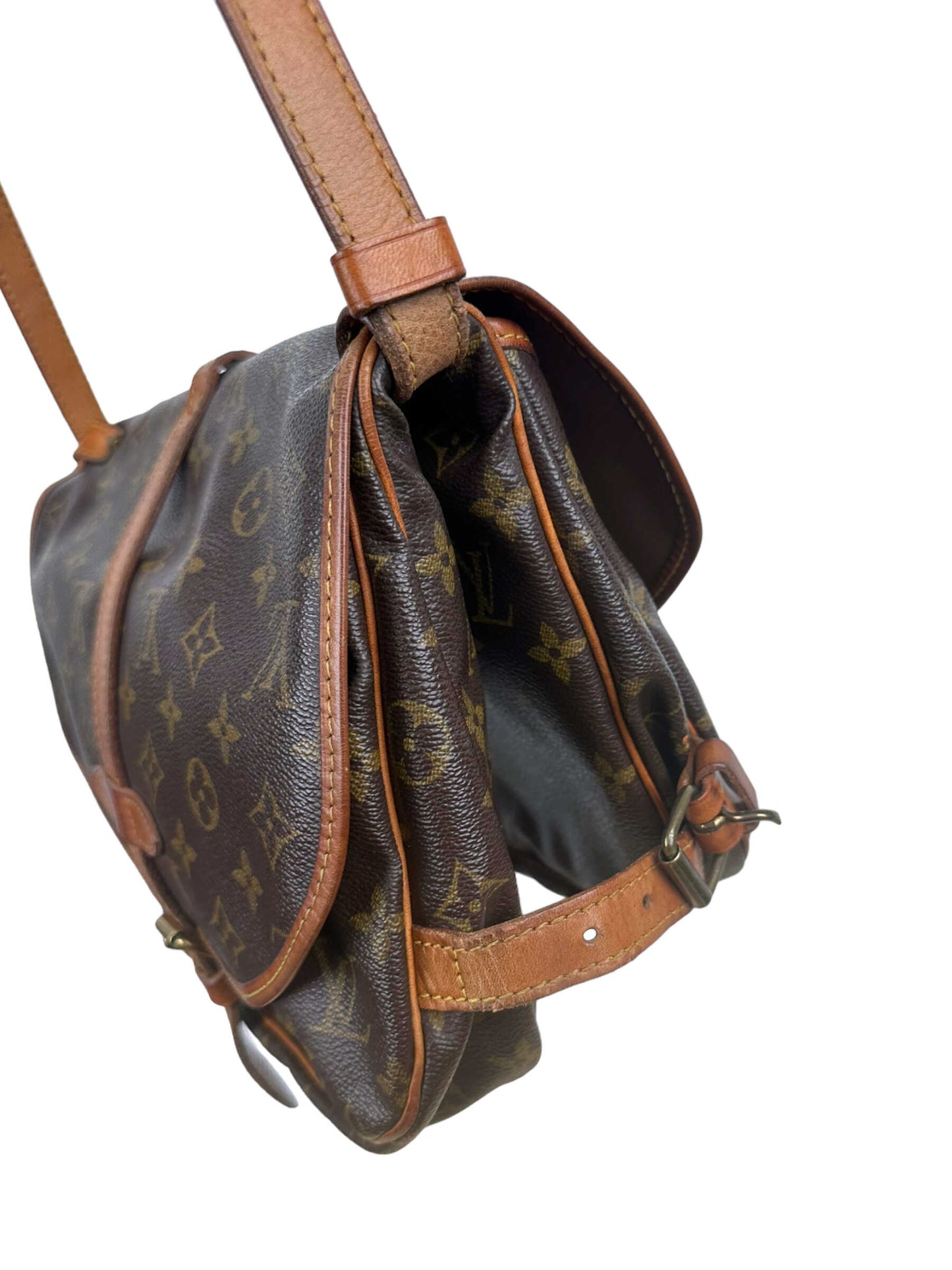 Vintage Louis Vuitton Brown Monogram Saumur 30 Double Saddle Bag — Genuine Design Luxury Consignment for Men. New & Pre-Owned Clothing, Shoes, & Accessories. Calgary, Canada